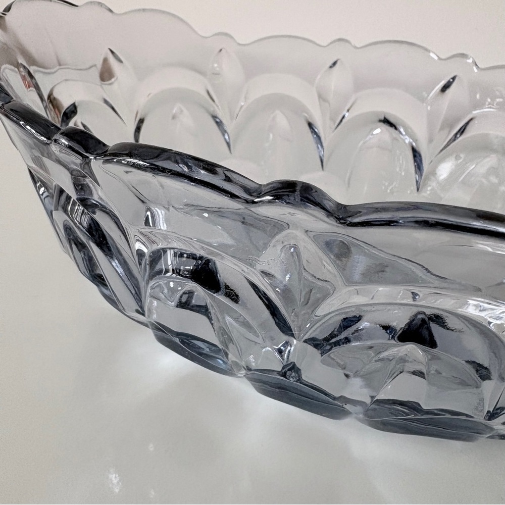 Depression Era Aqua Pressed Faceted Glass Bowl Scalloped Edge & Starburst Base - Picture 5 of 11